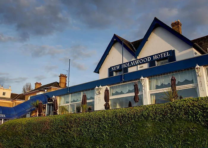 BEST WESTERN New Holmwood Hotel
