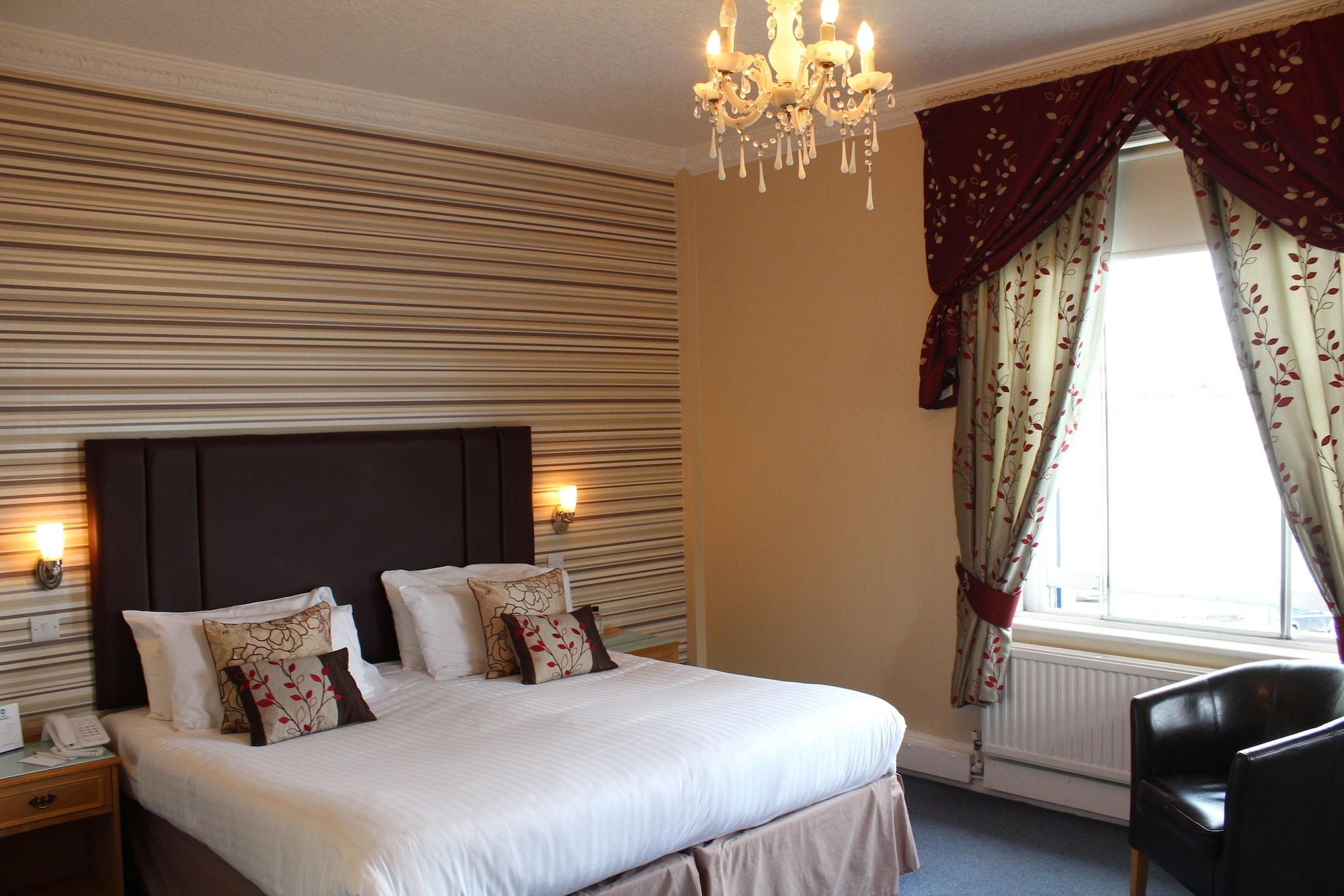 Western New Holmwood Cowes (Isle of Wight)