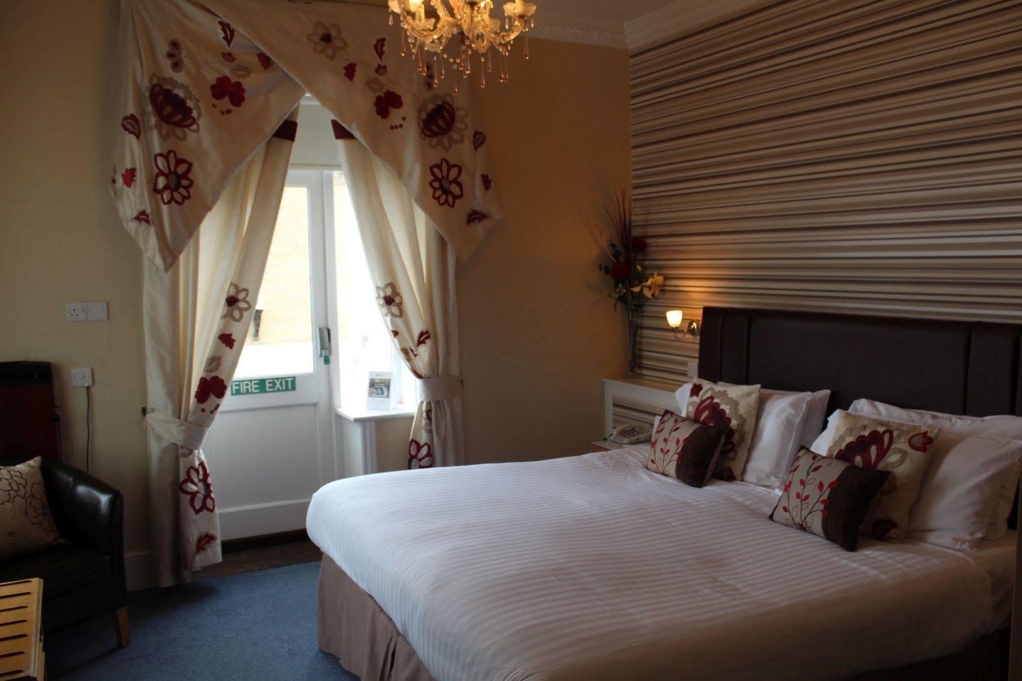 Western New Holmwood Hotel Cowes (Isle of Wight)